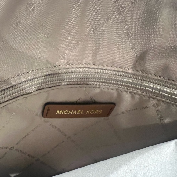 NWT Michael Kors brown leather tote - Picture 7 of 10